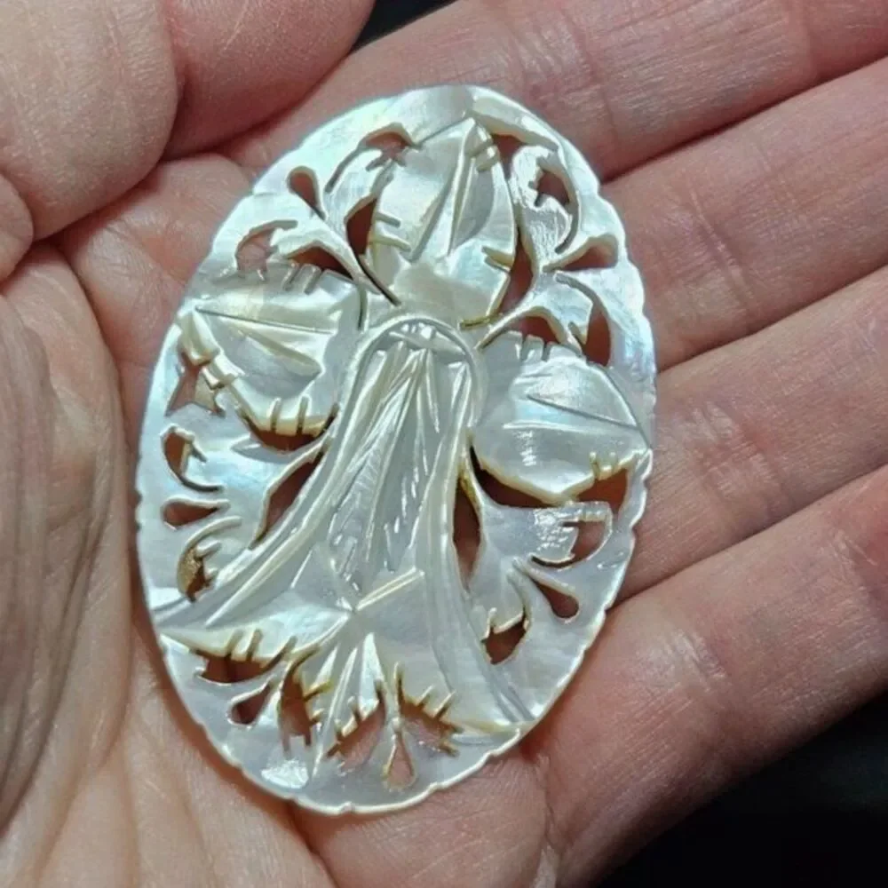 Unbranded gorgeous brooch